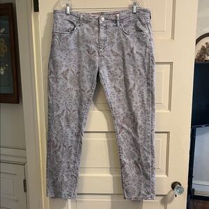 Women’s Printed Light Gray Jeans